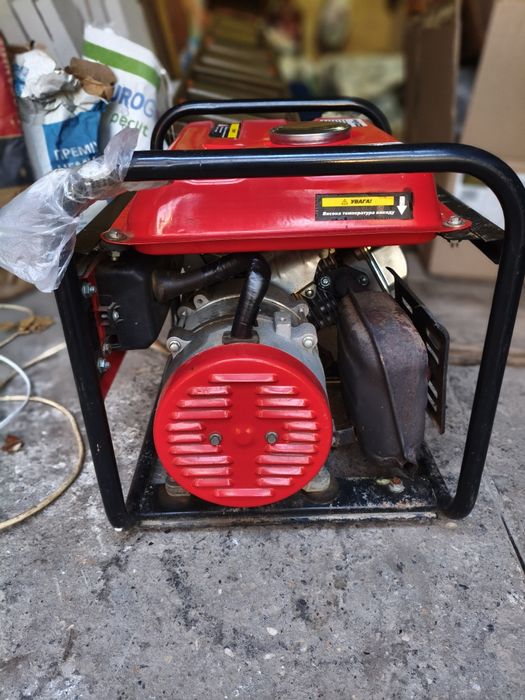 Продам генератор "Бригадир" на 1.1квт
