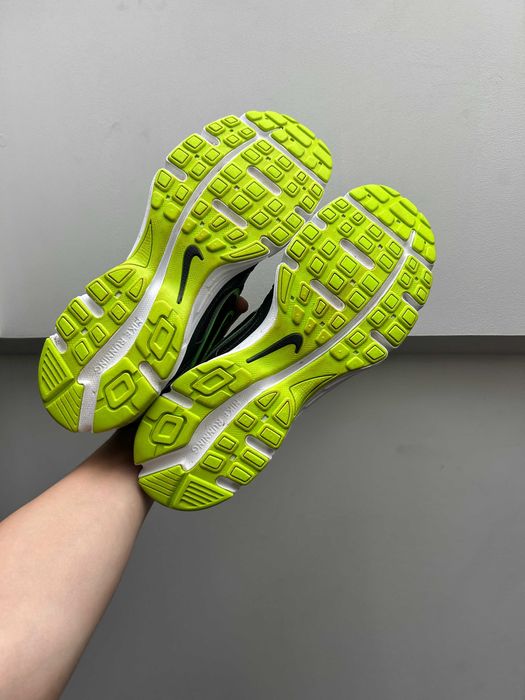 Кросівки Nike - розмір 45