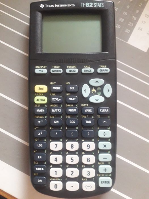 Calculadora gráfica TI - 82 STATS