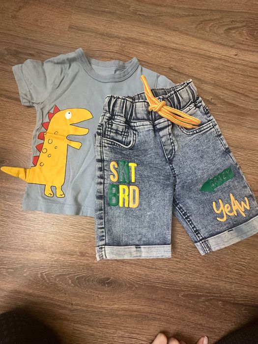 Джинсові  шорти в ідеальному стані