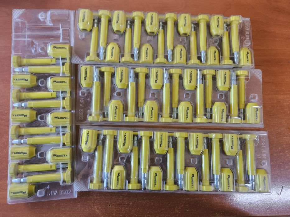 Plomby butelkowe 38szt.kontenerowe zabezpieczenie transportu C.Hartwig