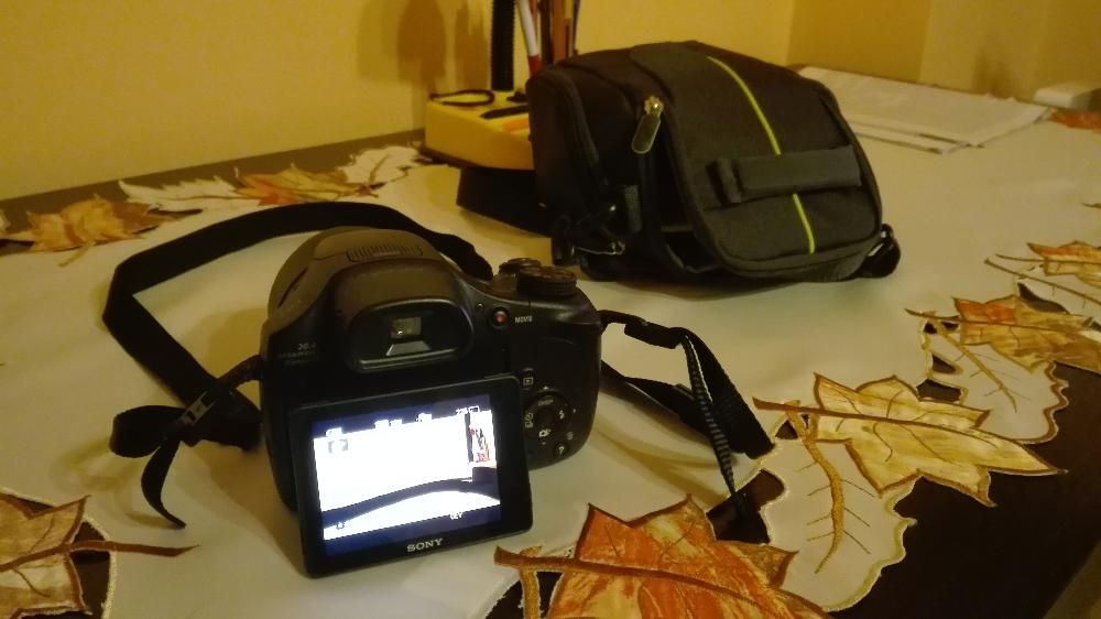 Sprzedam Aparat Sony HX300