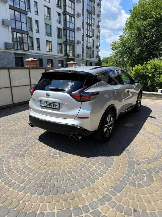 NISSAN MURANO 2019 року 140тис км