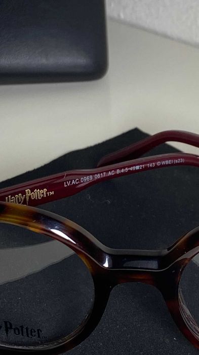 Óculos Chilli Beans Linha Vista Redondo Gatinho Tartaruga Edição Especial Harry Potter LV.AC.0969 - Novo