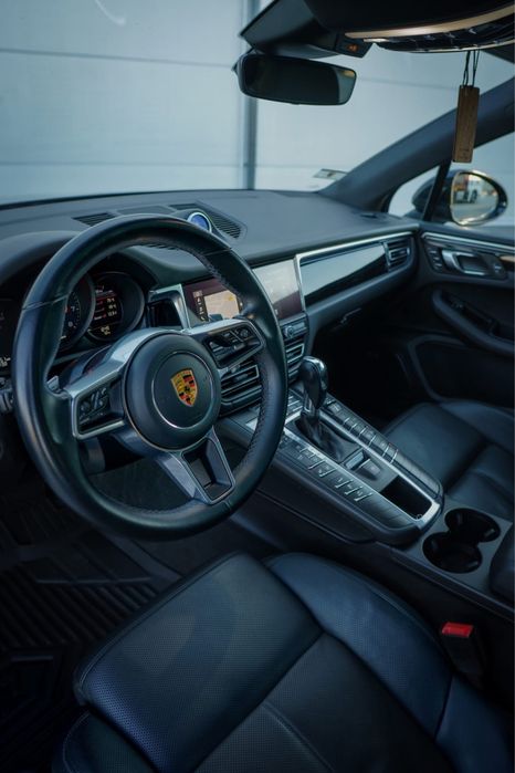 Wynajem auta do ślubu: Porsche Macan