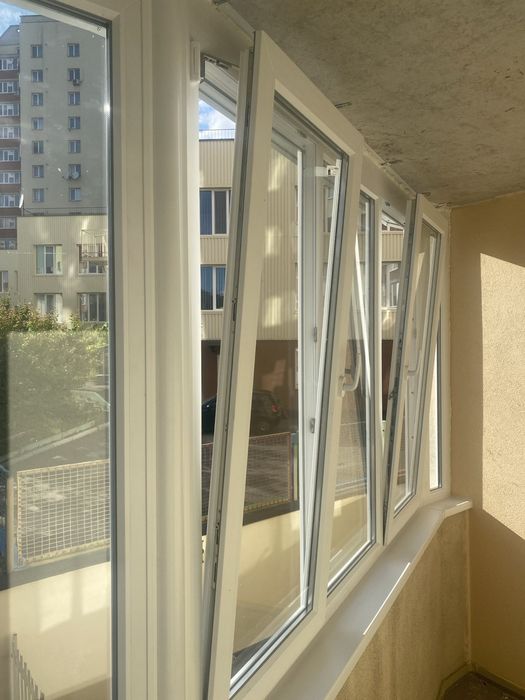 Вікна,  двері, балкони, веранди.