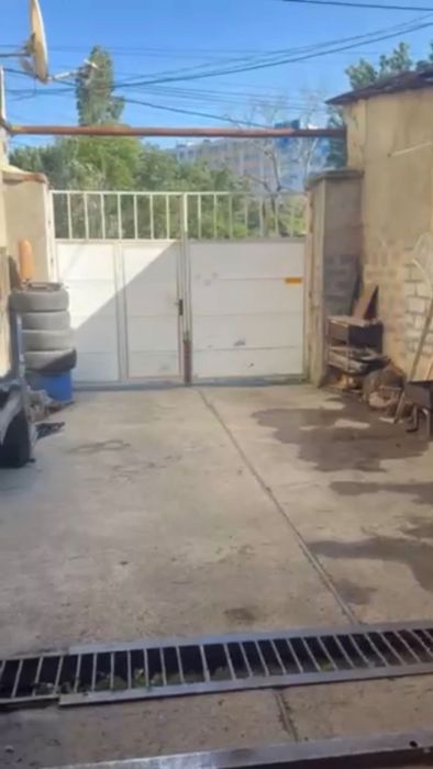 продам действующее СТО с большой фасадной территорией, Бугаевская