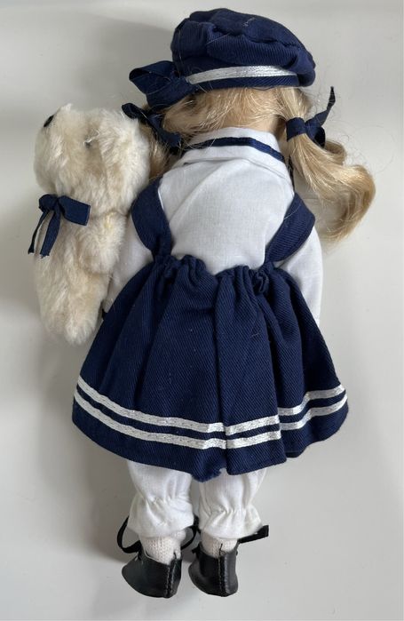 Lalka Hubao porcelanowa, pozycja kolekcjonerska