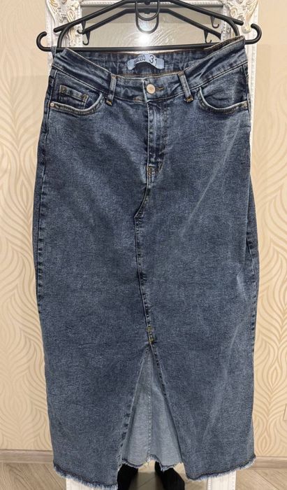 Спідниця джинсова розмір М