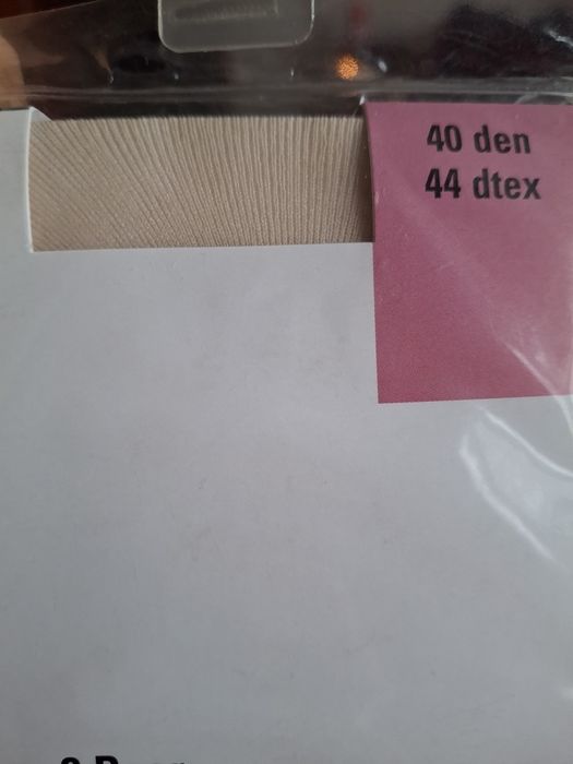 2 pary kremowych stopek