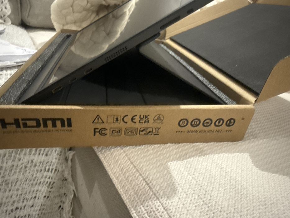 Monitor 15cali KOORUI