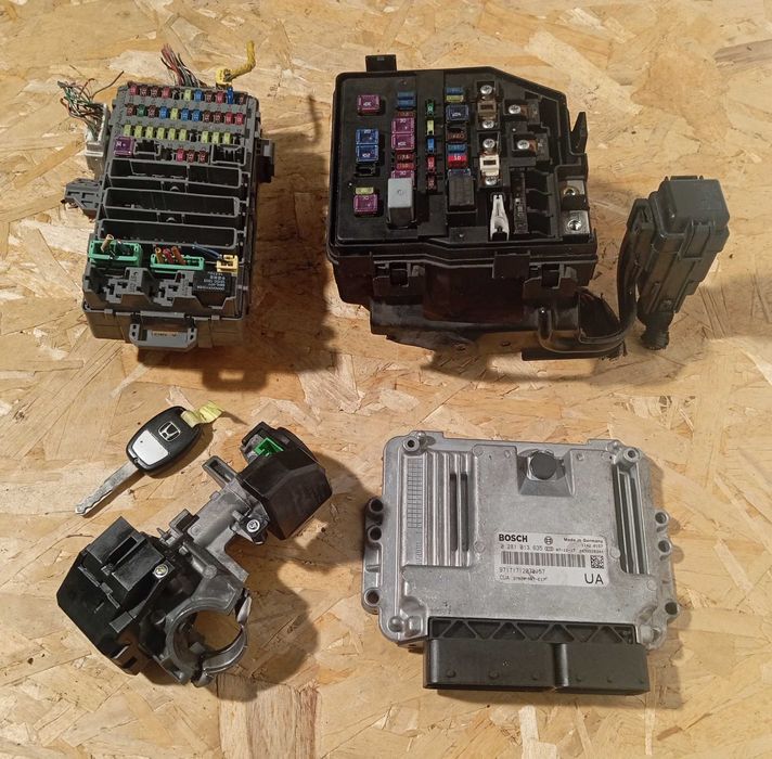 ЕБУ, Блок управління двигуном Honda CR-V 2.2 i-CTDi (2006-2008)