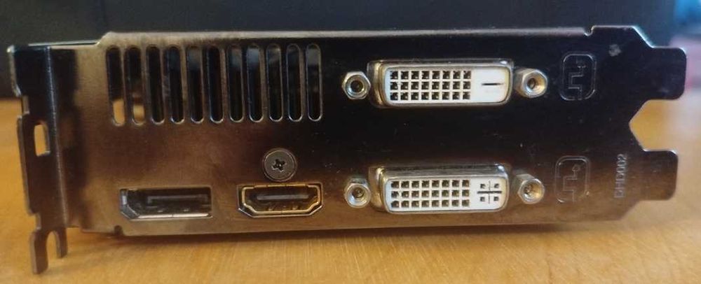 Sprawna karta graficzna AMD Radeon HD 6850 - Gigabyte GV-R685OC-1GD