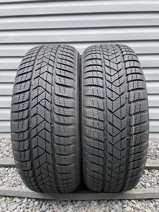 Пара зимових шин Pirelli 205/60 R16 205*60 16 Sottozero 3 001630