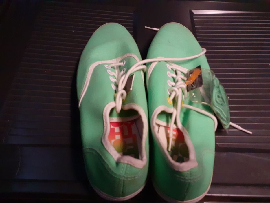 NEXT męskie tenisówki w kolorze zielonym rozm 40 UK 6,5 NOWE