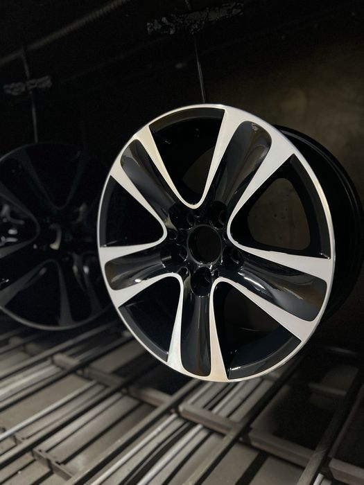 Диски R17 5/120 8j ET30 BMW style 327