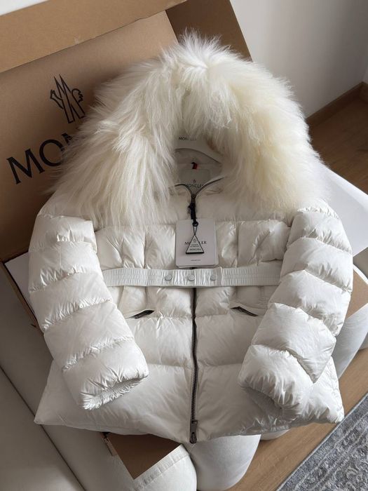 Куртка Moncler Boed
