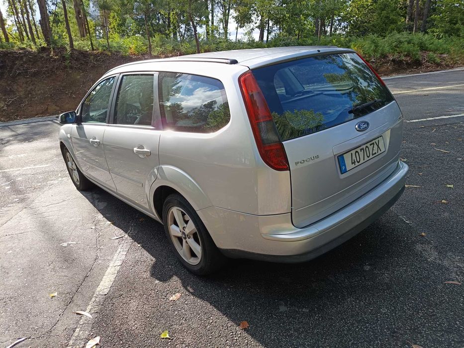 Ford Focus 1.6 TDCi (2005) – Económica, Espaçosa e Sempre Bem Mantida (IUC Antigo)