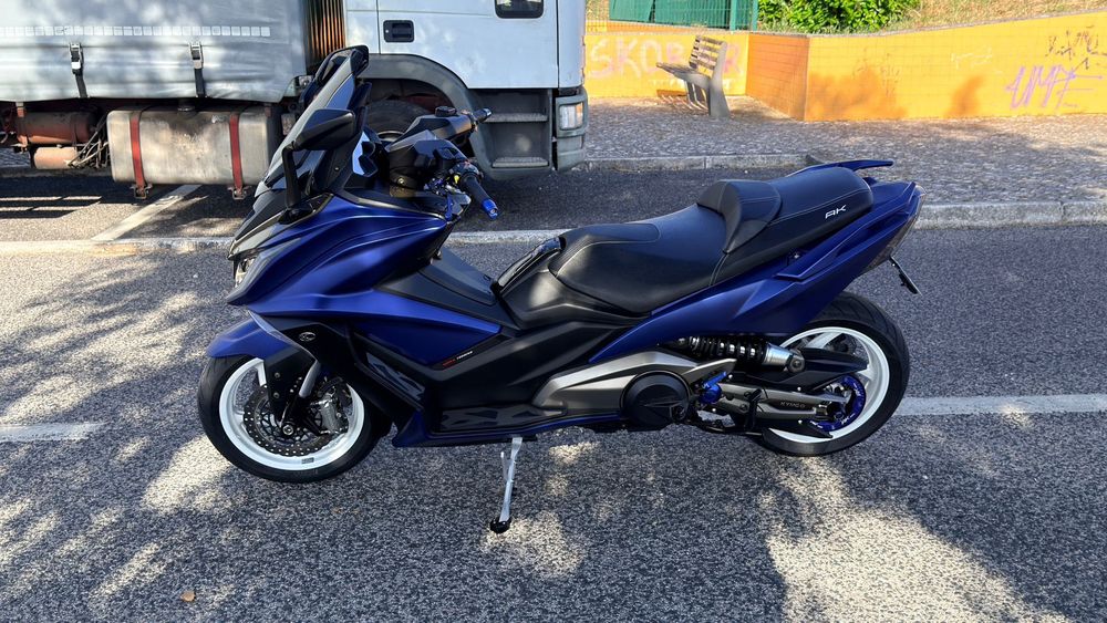 Vendo Kymco AK550 2022 Azul