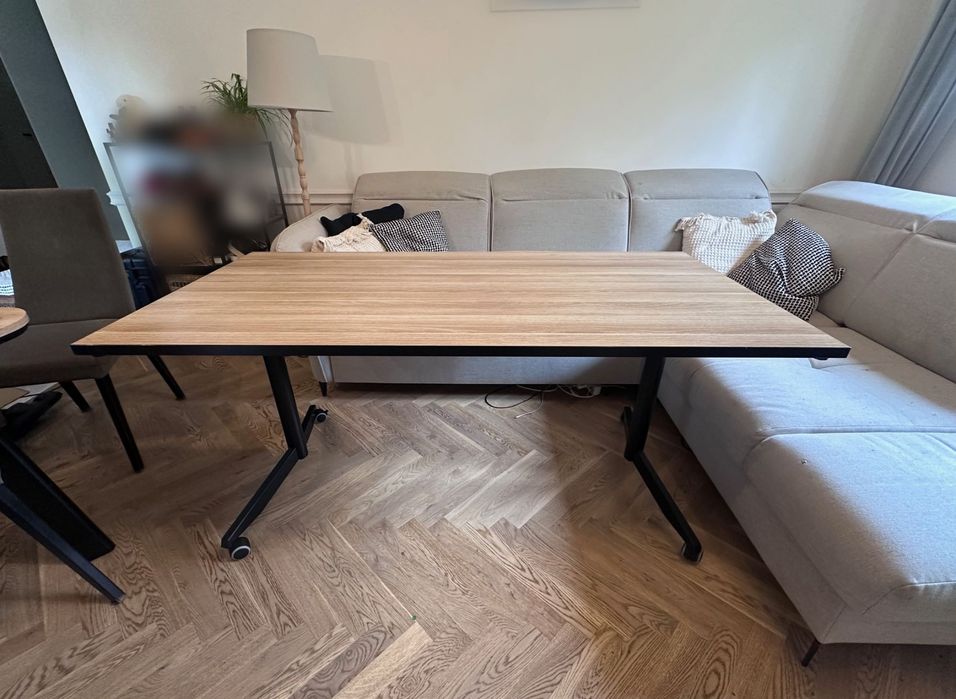 Stół biurowy (biurko, 80 x 160 cm, na kółkach, rozmontowany, łatwy do transportu)