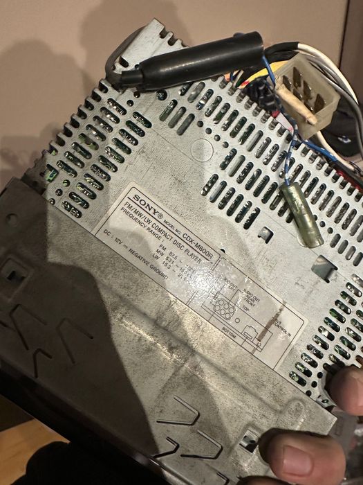 Radia samochodowe JVC Pioneer Sony USB dotykowe