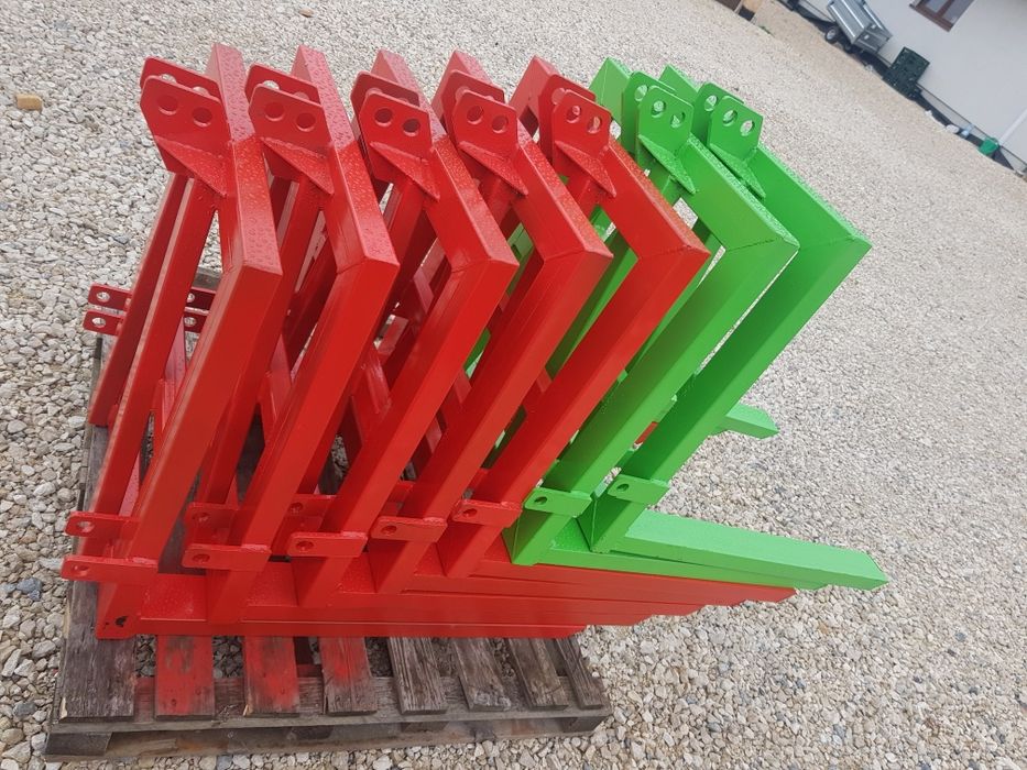 Paleciak na tył ciągnika nowy transport gwarancja