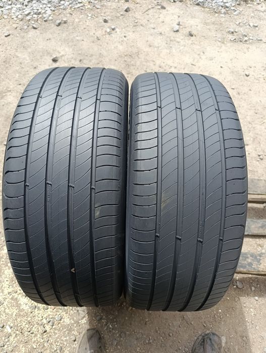 235/50/19 Michelin primacy 4