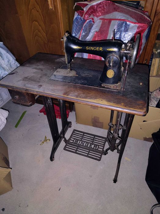 máquina costura Singer, modelo 15 C