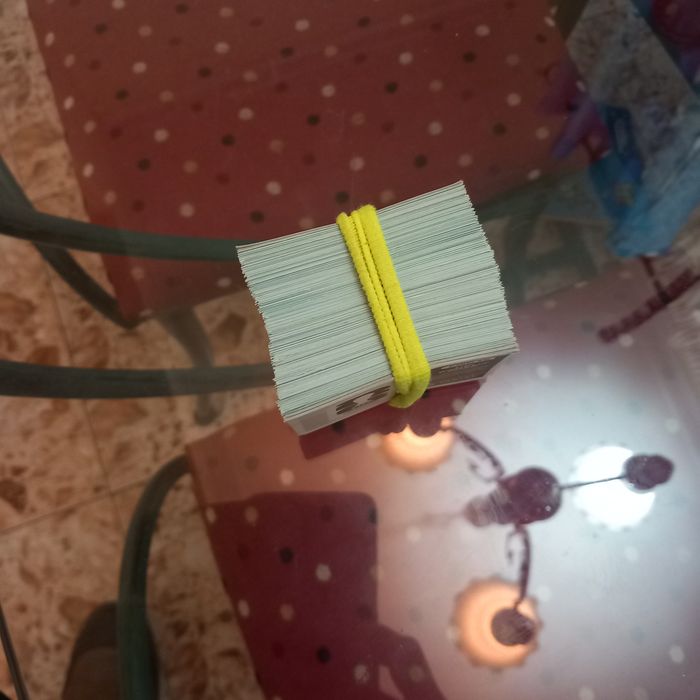 Cromos mundial troca ou venda.