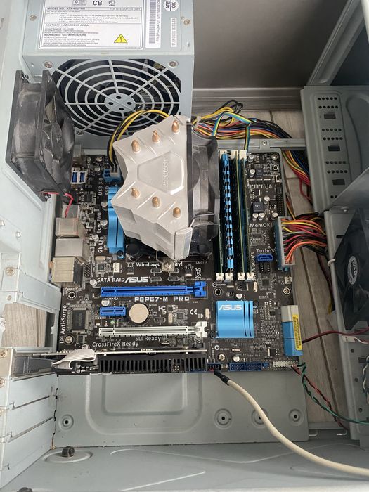 Офисный компьютер.