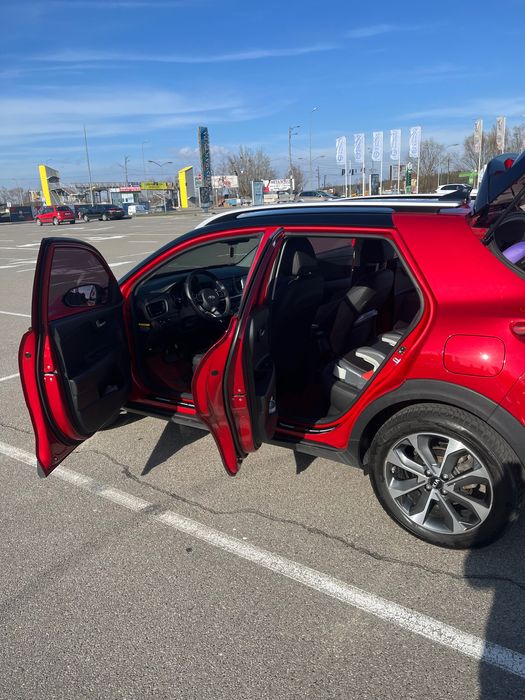 Продам кіа stonik 2019