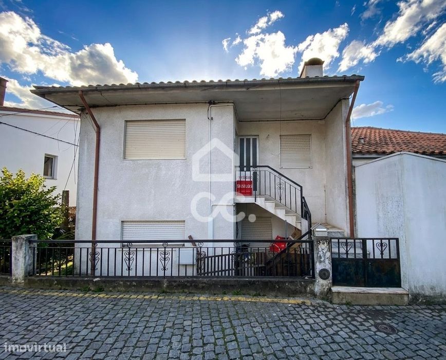 Andar Moradia T3 em Azurém - Guimarães