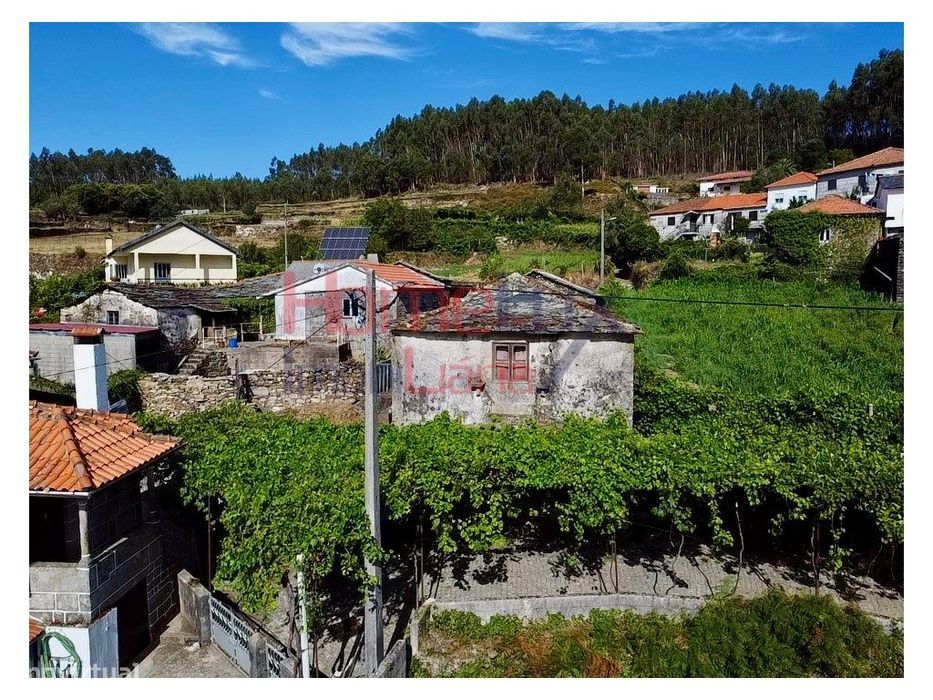 Ruína em Moimenta, Cabril
