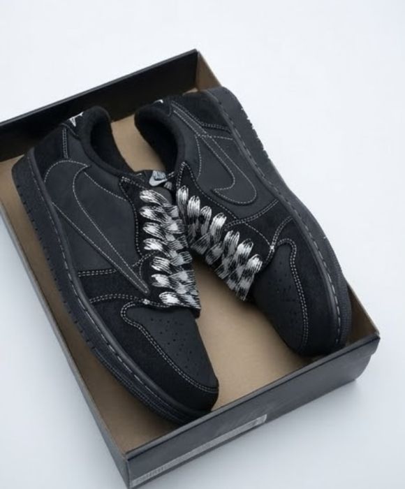 Кросовки Nike travis scott black phantom