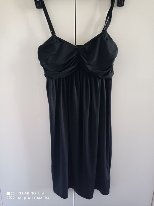 Nowela sukieneczka Vila