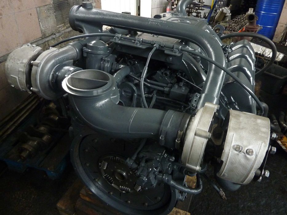 Silnik Mercedes OM 502 V8 Kombajn Clas Jaguar oraz inne wersje Claas