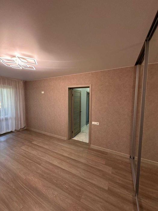 Продам 2-кімнатну квартиру