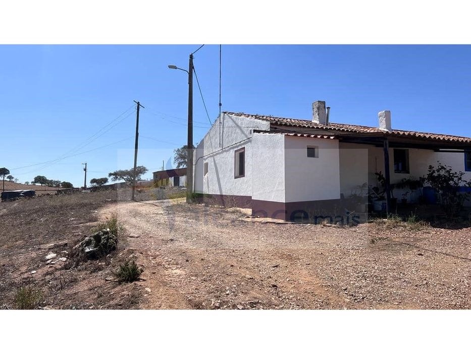 Moradia Rústica na zona de Serpa - 1,5 hectares - 80.000€