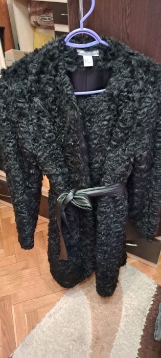 Шуба еко H&M чорного кольору