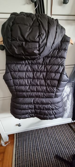 Colete preto Zara