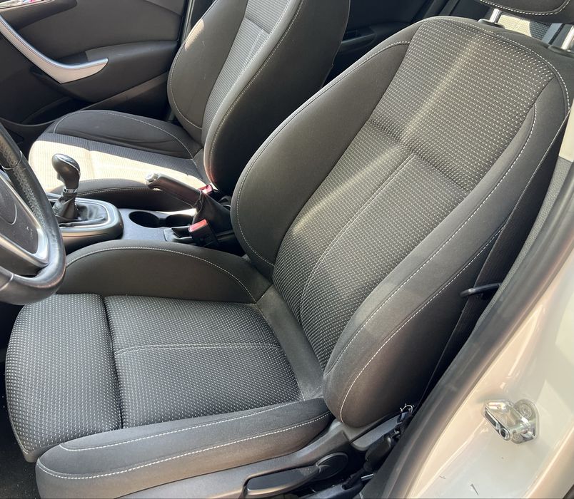 Bancos Opel Astra J Sports Tourer 2010 a 2016