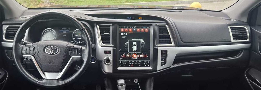 Автомобільний мультимедійний плеєр у стилі Tesla Android