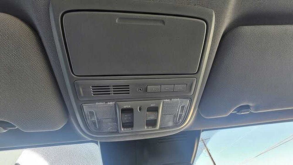 Honda CR-V Hybrid Touring      2022