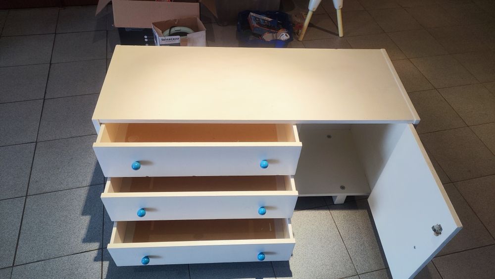 Comoda quarto criança