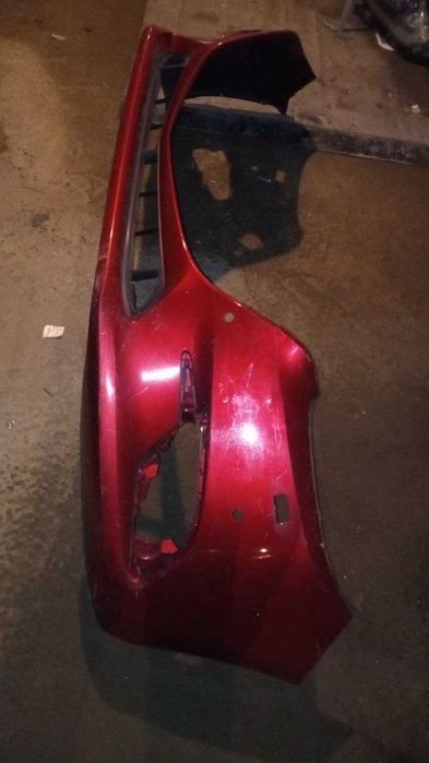 Бампер передній Mazda 3