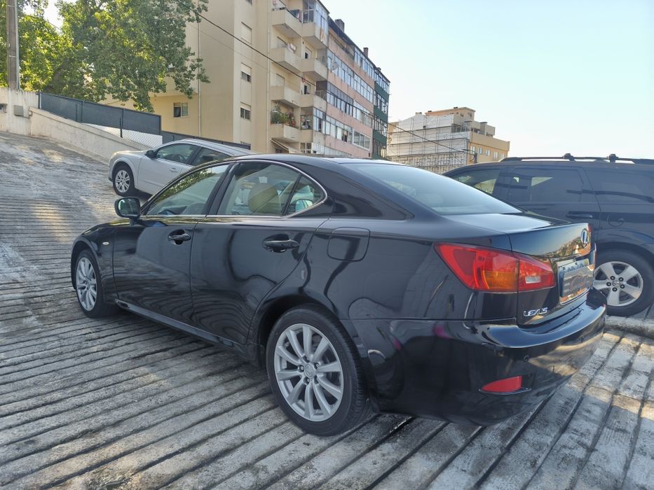 Lexus IS 220 — fotografia 5