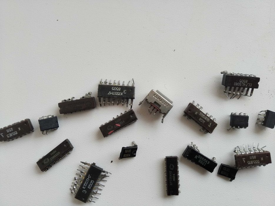 Конденсатори, резистори,транзистори,радіодеталі,мікроплати