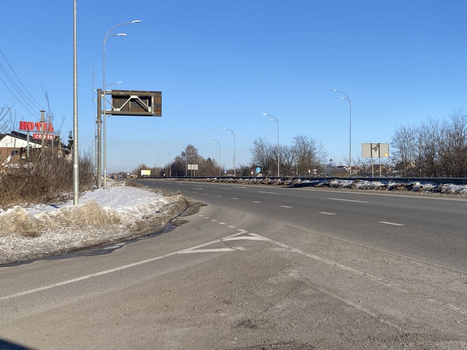 Продається кутова ділянка біля ГРК Софія