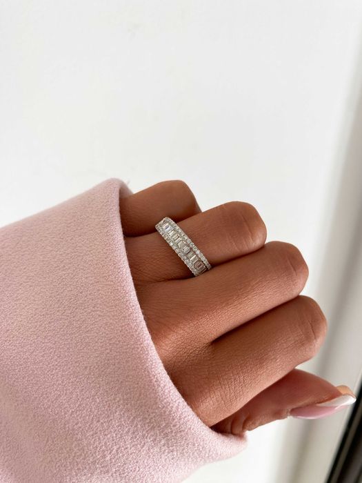 Obrączka z diamentami naturalnymi 0.95 ct Infinity bagiety