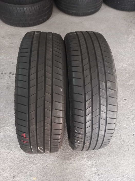 4 pneus 215/65R17 Michelin e Bridgestone